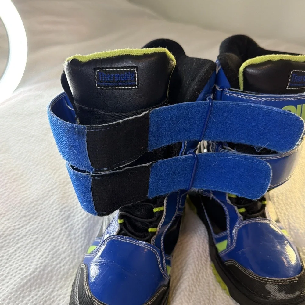 Osiris Unisex Kids Snowboard Boots Hook & Loop Blue/Black/Green Size 4